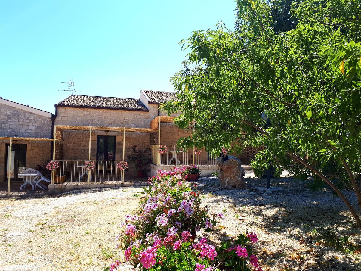Agriturismo Serrafiori Casa Serrafiori Exterior foto