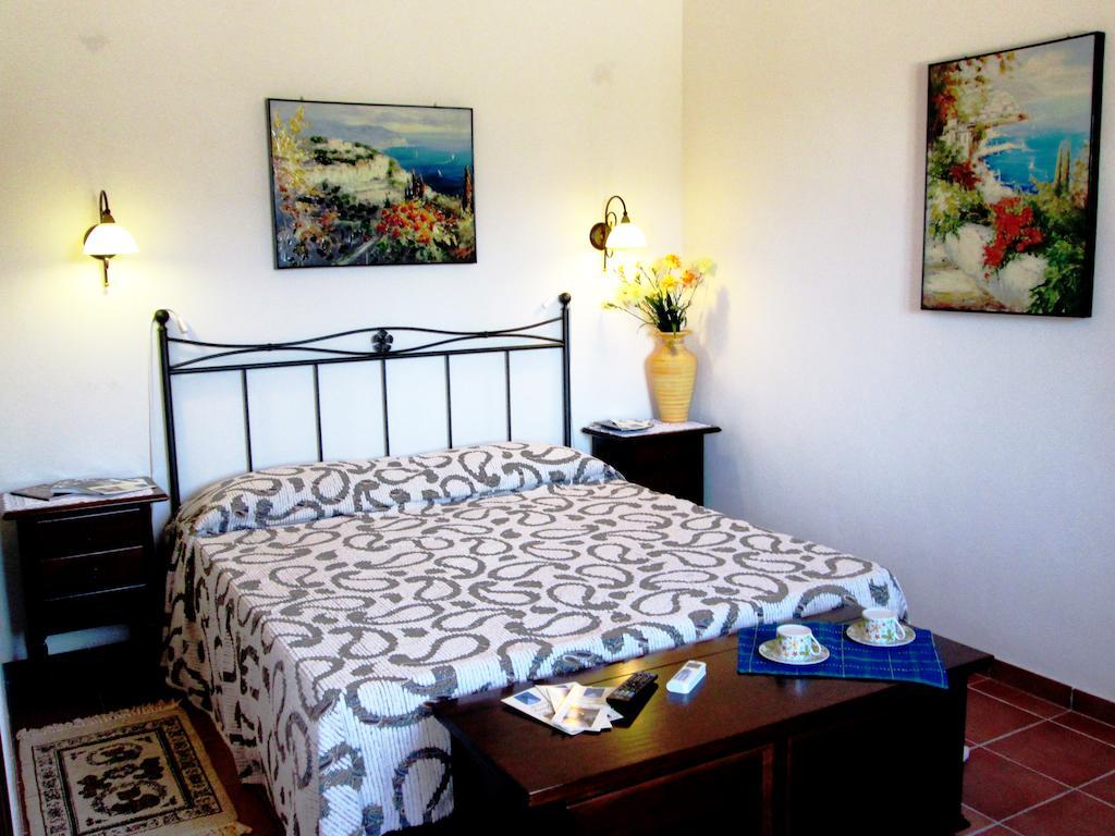 Agriturismo Serrafiori Casa Serrafiori Habitación foto